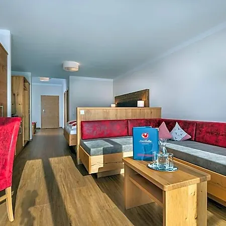 & Auerhahn Hotel 4*