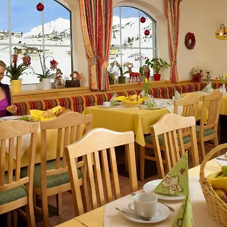 & Auerhahn オーバータウエルン